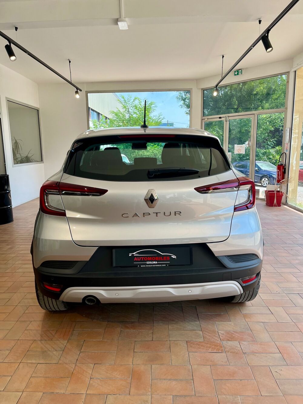 Captur Tce 90 Business 2021 occasion 12100 MILLAU