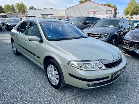 Laguna 1.8 120 cv Expression 2002 occasion 45560 Saint-Denis-en-Val