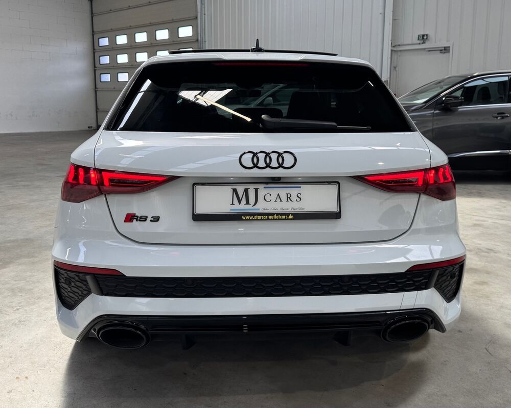 RS3 2.5 TFSI 400ch BVA7 Quattro / TO / HUD / B&O / C&eacute;ramique / H 2023 occasion 45770 Saran