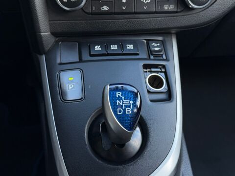 Auris II HYBRIDE 136H STYLE - 1&eacute;re main / Entretien 100% Toyota / 2015 occasion 34500 B&eacute;ziers
