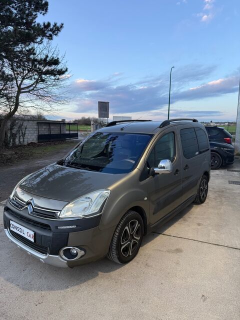 Berlingo 1.6-HDI-92ch-XTR-Courroie-a-jourSur-RDV 2012 occasion 94520 P&eacute;rigny