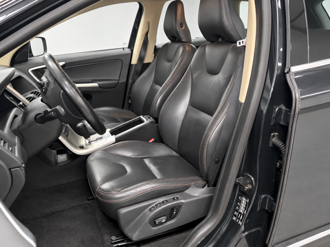 XC60 2,4 D4 XENIUM AWD BOITE AUTOMATIQUE 2010 occasion 95600 EAUBONNE
