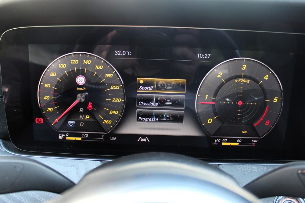 Classe CLS III 300 D 245 ch AMG LINE+ 9G TRONIC / CARPLAY / ATTELAGE / 2019 occasion 34430 Saint-Jean-de-V&eacute;das