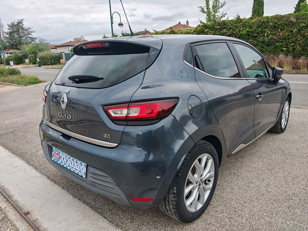 Clio IV 1.5 DCI 90 CV BOITE EDC FINTION INTENS BOSE 2016 occasion 01360 Balan