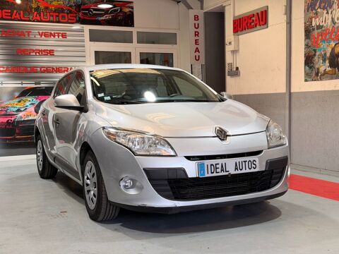 M&eacute;gane 3 1.5 DCI 90 FAP EXPRESSION ECO2 FAIBLE KM 2011 occasion 91540 Ormoy