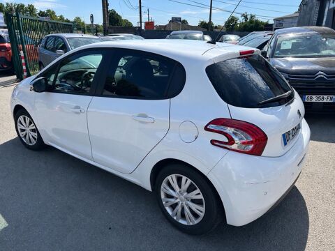 208 1.2 VTI 82 ALLURE 5P 38000KM D'ORIGINE 2015 occasion 78310 Coigni&egrave;res