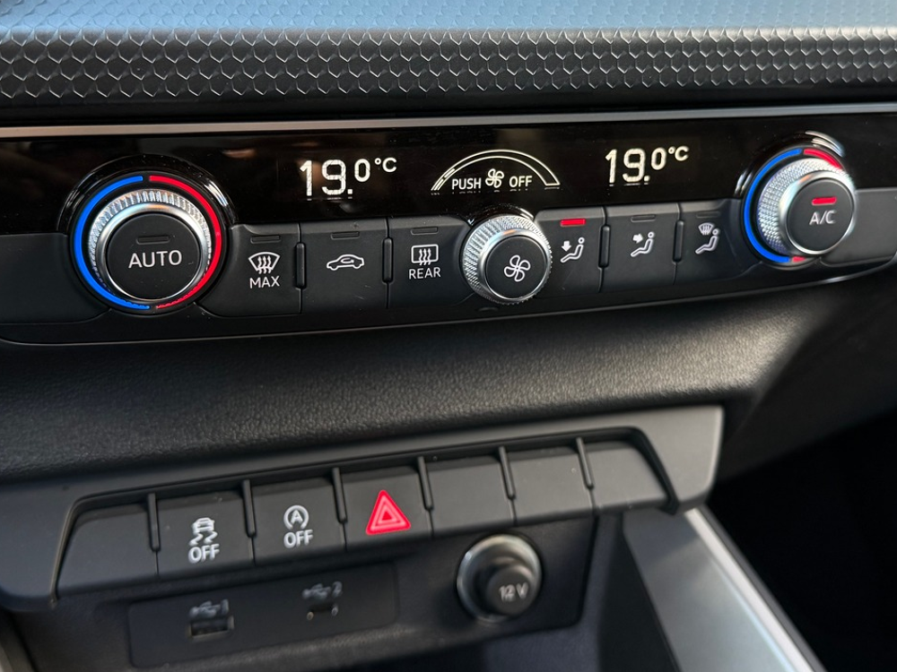 A1 Sportback 25 1.0 TFSI 12V 95 cv - Radar de recul 2020 occasion 95190 Goussainville