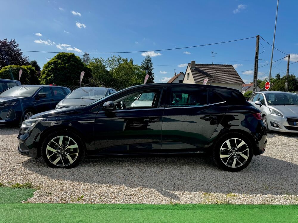M&eacute;gane IV TCe 130 CV ENERGY INTENS EDC AUTOMATIQUE / CAM&Eacute;RA / MOTEU 2016 occasion 45150 JARGEAU