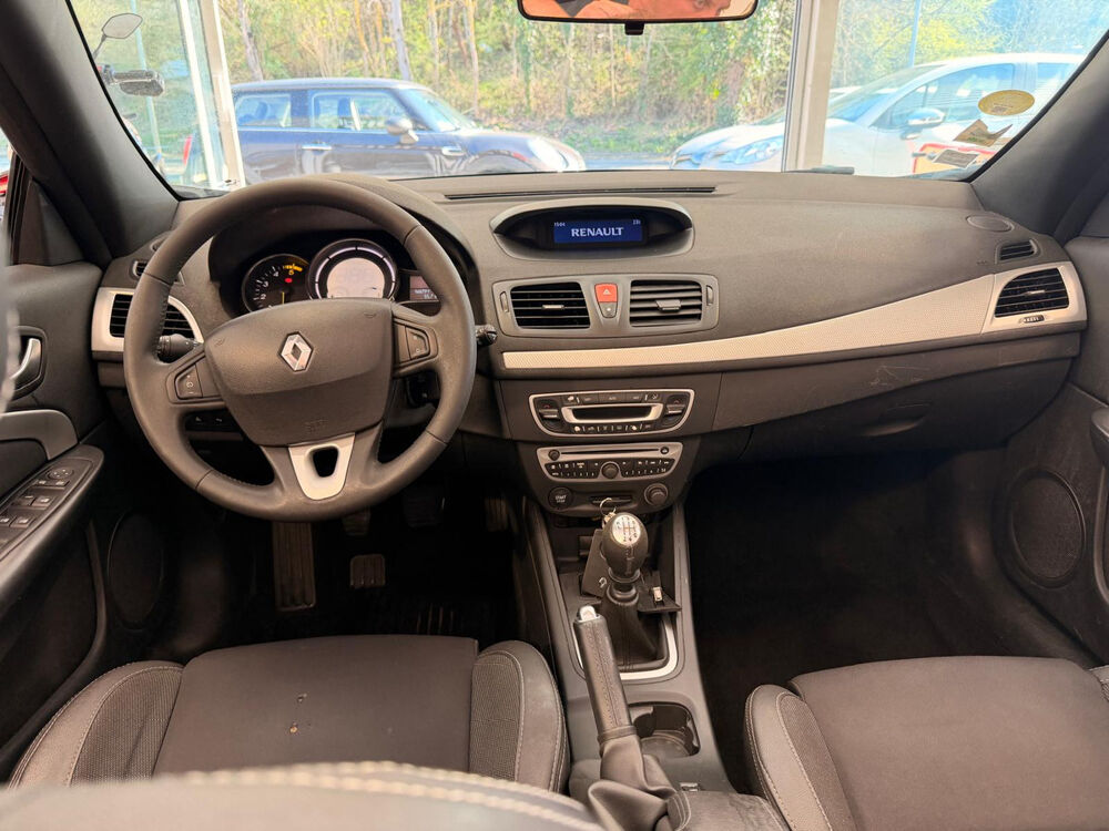 M&eacute;gane III CC Dynamique 1.9 dci 130CV 2011 occasion 12100 Millau