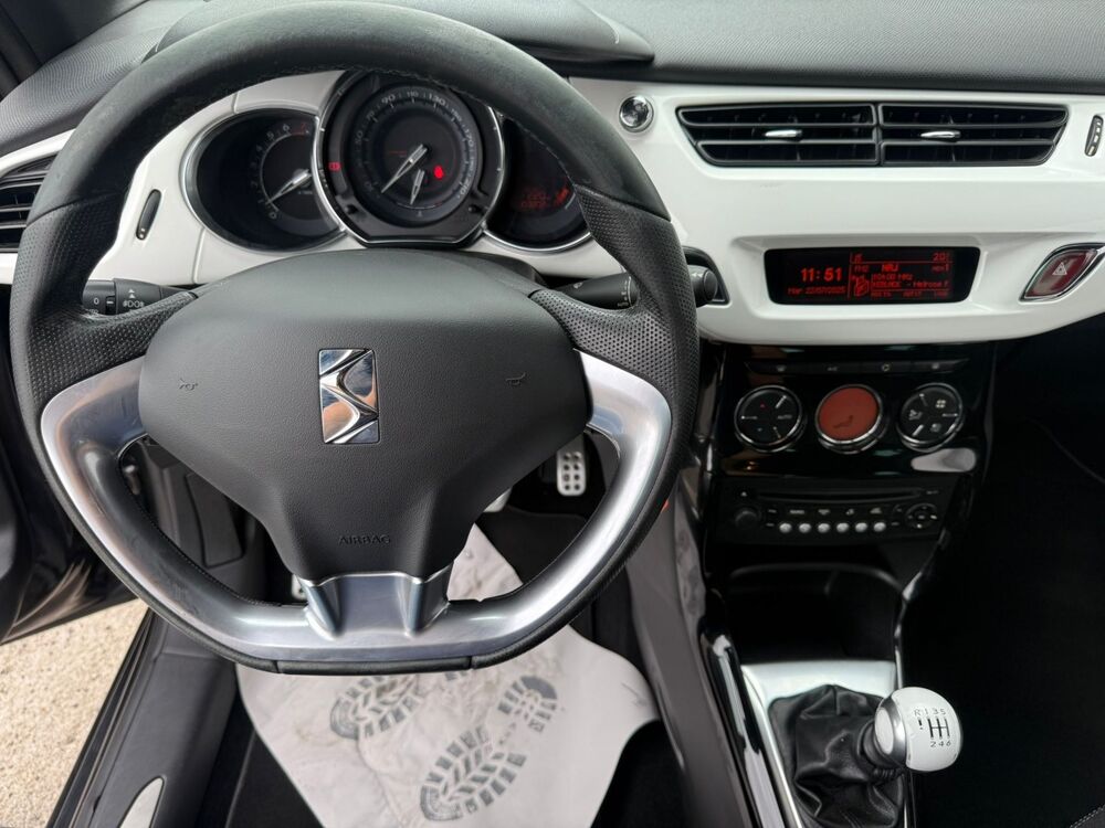 DS3 1.6i 150ch 16V Turbo (9 cv) - BVM6 - 3 Portes - Noir - Sport 2010 occasion 63300 Thiers