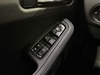 Macan 2.0 Turbo PDK 265 cv - Entretiens OK 2022 occasion 95190 Goussainville