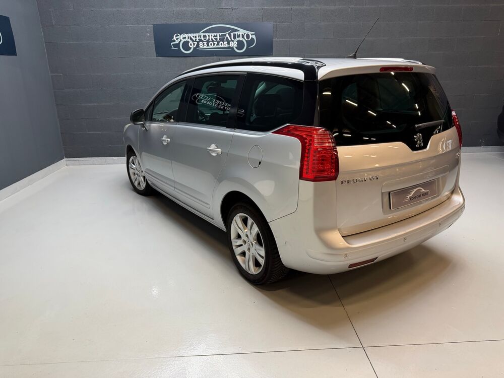 5008 1.6 HDi FAP 115 cv 7 place 2013 occasion 69740 Genas