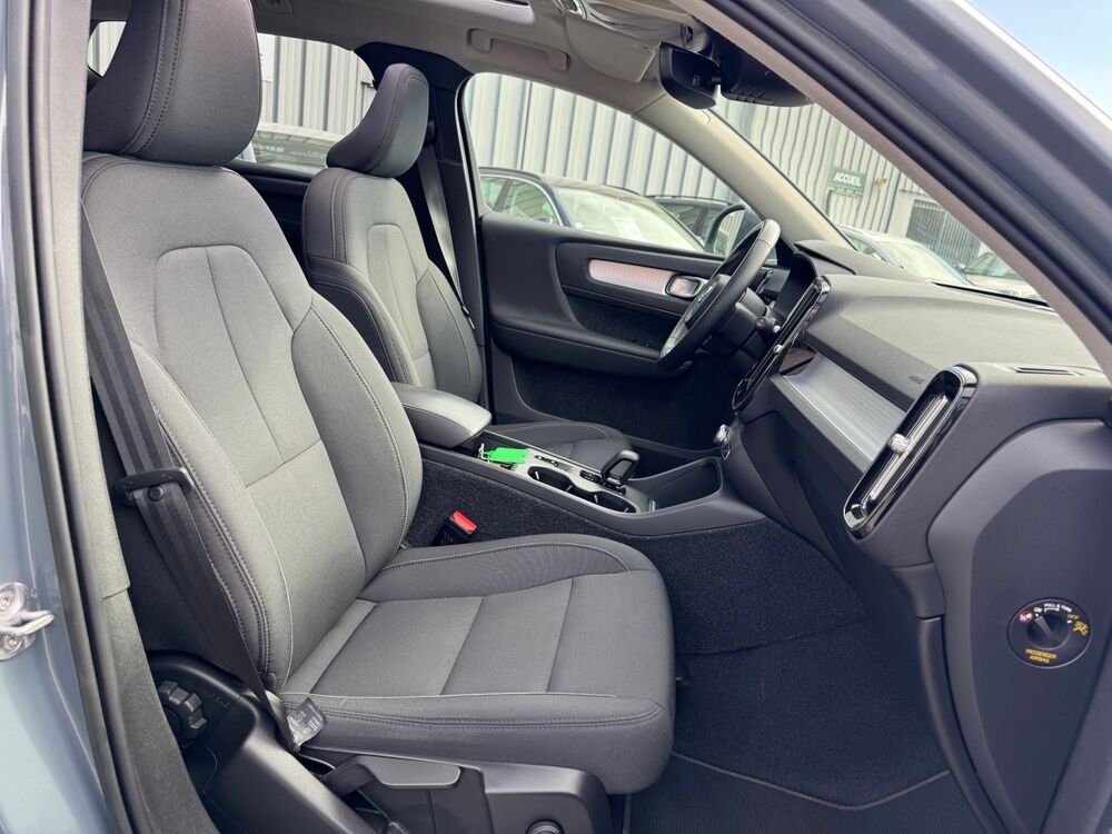 XC40 T4 211CH HYBRID DCT7 INSCRIPTION BUSINESS + TOIT OUVRANT 2022 occasion 51100 Reims