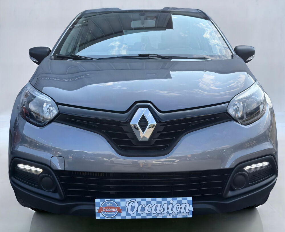 Captur 0.9 TCE 90 ch (5 cv) 12V Turbo BVM5 - 5 Portes Gris Stop&Sta 2015 occasion 63300 Thiers