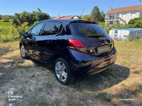 208 1.5 Blue HDI 100 Allure / CarPlay / Clim auto / Garantie 3 m 2018 occasion 69700 Givors