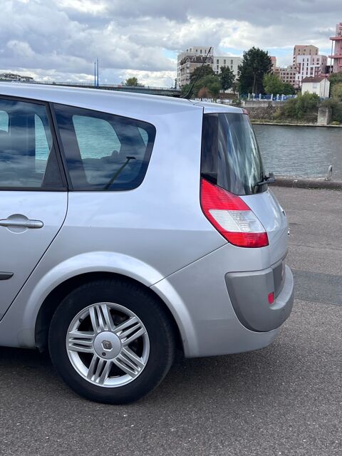 Grand scenic IV II CONFORT 1.9 DCI 120 – 7 PLACES – 1&Egrave;RE MAIN - EXCELLENT ET 2006 occasion 94140 Alfortville