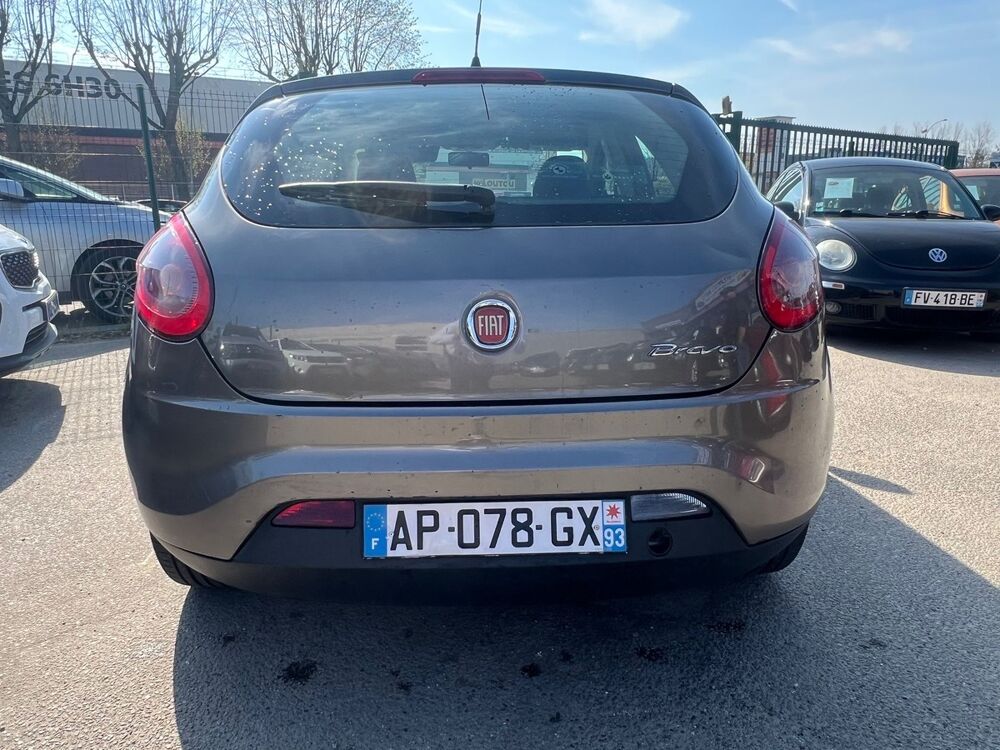 Bravo II 1.6 16V MULTIJET 120 EMOTION FIABLE 2008 occasion 78310 Coigni&egrave;res