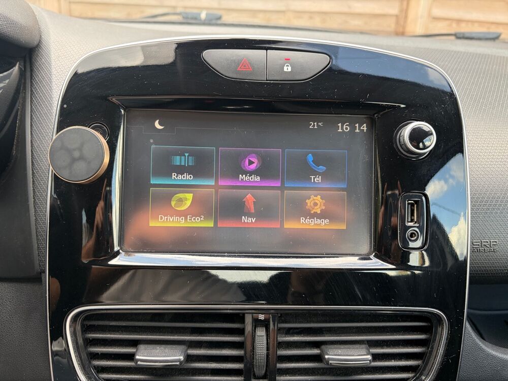 Clio St&eacute; 1.5 dCi 90ch energy Air M&eacute;diaNav eco&sup2; 2017 occasion 84300 Cavaillon