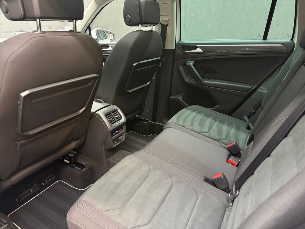 Tiguan 1.5 TSI 150ch DSG7 - CARAT - 1&deg;MAIN / ATTELAGE / APPLECARPLA 2019 occasion 45560 Saint-Denis-en-Val