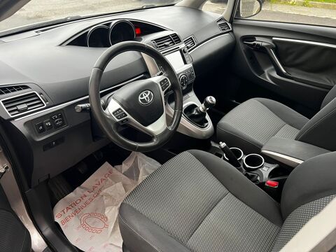 Corolla Verso 1.6 D4-D 112 5 places garantie 3 mois 2014 occasion 31120 PORTET SUR GARONNE