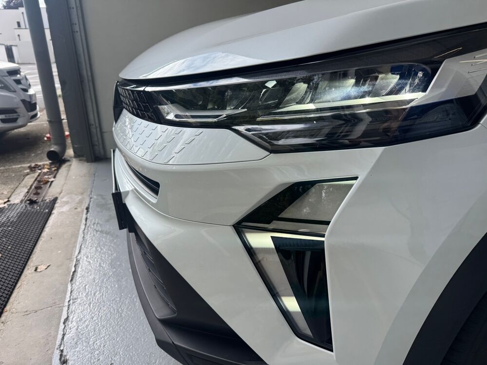 Captur TCE 100ch BVM6 GPL/ESS Evolution Blanc Nacr&eacute; *PRIX HORS TA 2025 occasion 51430 Tinqueux
