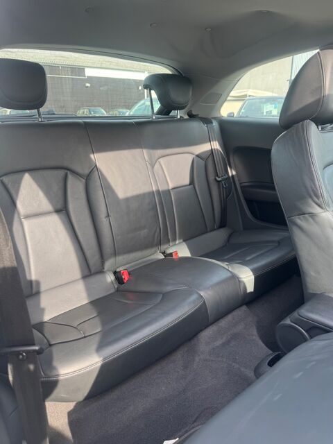 A1 2.0L TDi 140Ch Ambition luxe avec 179.000 kms du 08/2012 2012 occasion 72100 Le Mans