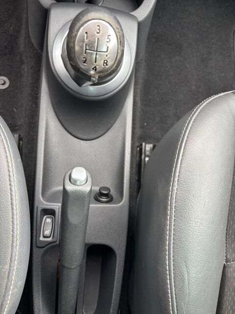 Grand Modus 1.5 DCI 85 / FAIBLE KILOMETRAGE / GARANTIE 12 MOIS 2011 occasion 49290 MAUGES SUR LOIRE