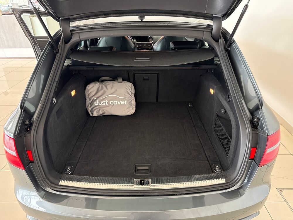 RS4 Avant 4.2 V8 FSI 450ch Quattro S tronic 7 Suivie complet Aud 2013 occasion 12000 Rodez