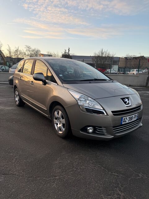 Peugeot 5008 1.6 HDI 110 / RADAR DE RECUL / GPS / BLUETOOTH / R&Eacute;GULATEUR 2010 occasion SARTROUVILLE 78500