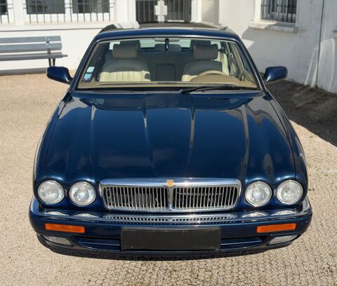 XJ 12 (305) Sovering 6.0 V12 311 CH BA 1995 occasion 45190 Beaugency