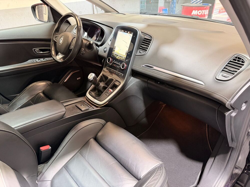 Sc&eacute;nic 4 1.7 BLUE DCI 150 INITIALE PARIS GARANTIE 12 MOIS 2019 occasion 91540 Ormoy