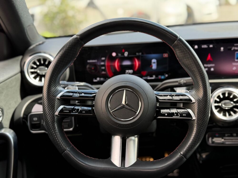 Classe A AMG Line 200 d 2.0 d 8G-DCT 150 ch - Toit ouvrant - Garantie 2023 occasion 95190 Goussainville