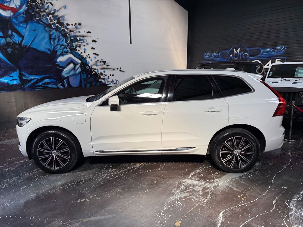 XC60 T8 2.0 Plug in Hybrid AWD Geartronic8 303+89 cv Bo&icirc;te auto O 2018 occasion 45560 Saint-Denis-en-Val