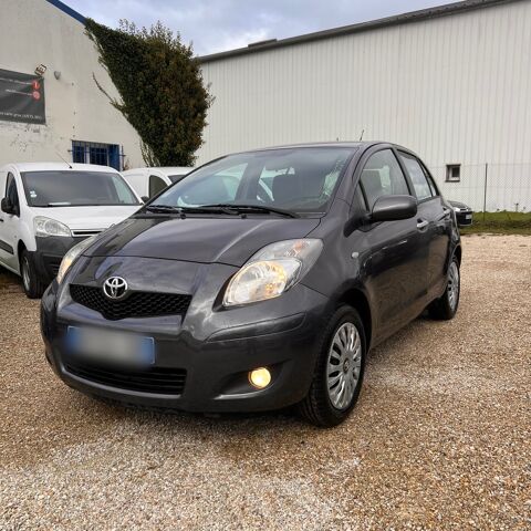 Toyota yaris - 1.0 ESSENCE / 69CH / Finition Milleniu