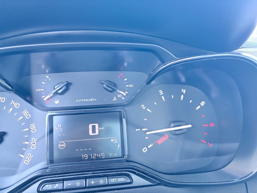 C3 2020 HDI 130Ch Businesse 1ere MAIN GPS RADAR R&Eacute;GULATEUR BL 2020 occasion 95100 ARGENTEUIL