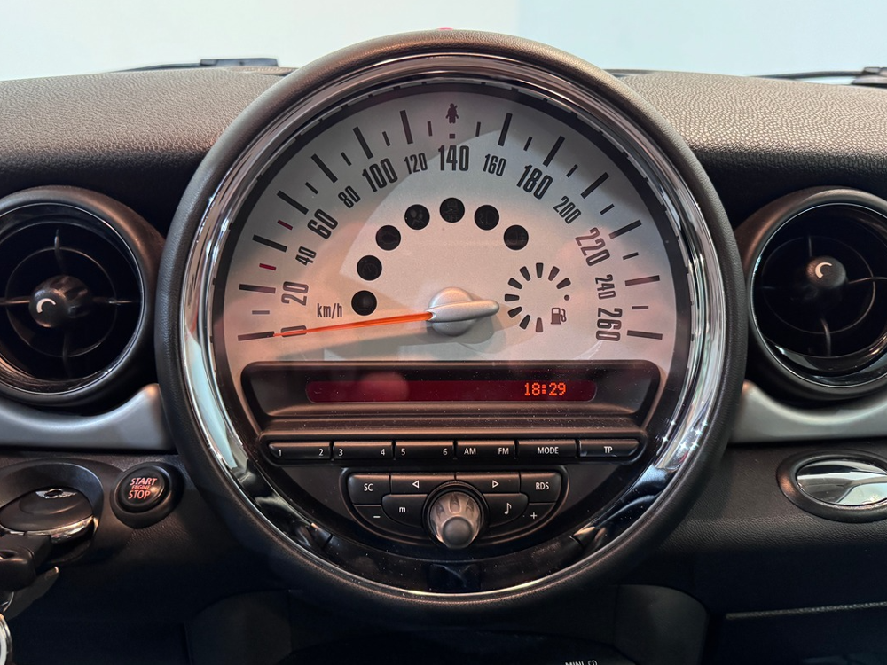 Clubman COOPER R55 122CV BVM 2013 occasion 17000 La Rochelle