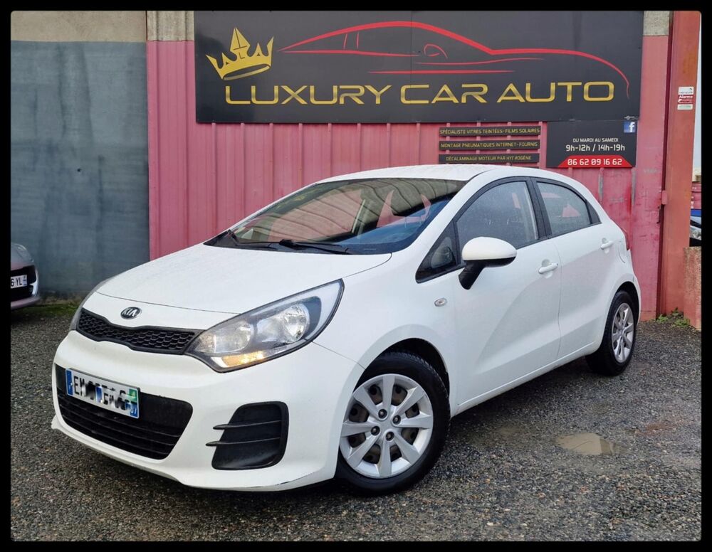 Rio 1.1L CRDI 75CV PACK EDITION 7 - MOTEUR A CHAINE - IDEAL JEUN 2016 occasion 18390 Saint-Germain-du-Puy