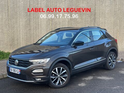 Volkswagen Jetta 1.0L TSI 115cv LOUNGE 2018 occasion LEGUEVIN 31490