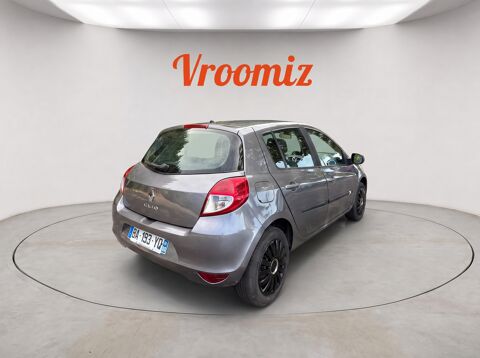 Clio III 1.5 DCI 86ch 170 000km CTok Entretien a jour 2009 occasion 69320 Feyzin