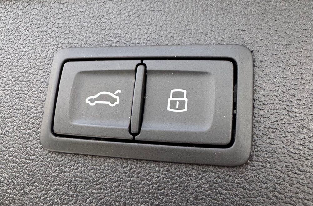 RS3 2.5 TFSI 400ch BVA7 Quattro / TO / HUD / B&O / C&eacute;ramique / H 2023 occasion 45770 Saran