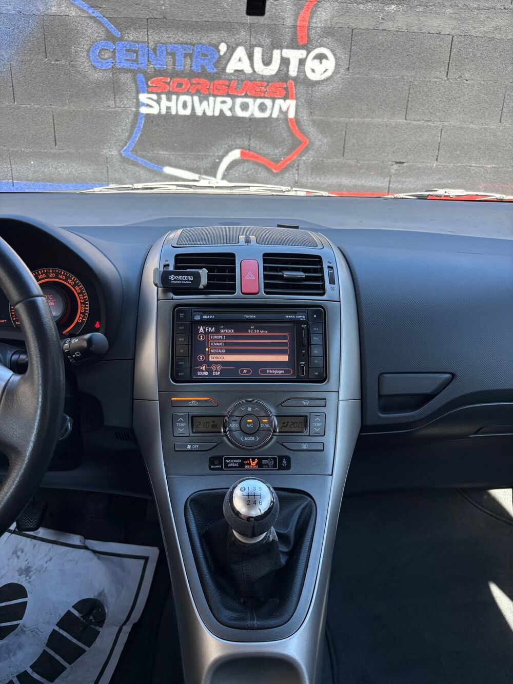 Auris (I) 1.4 D4D 90cv Active GPS & Clim 2009 occasion 84700 SORGUES