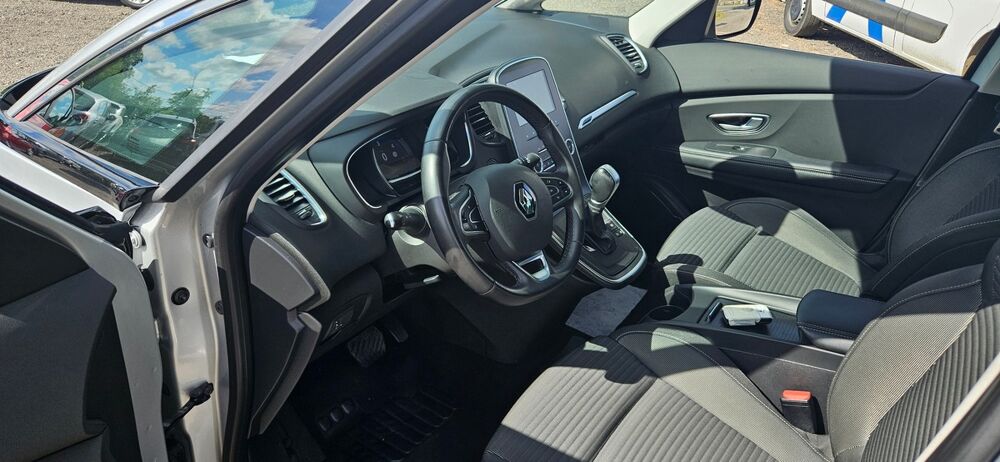 M&eacute;gane Grand Scenic 7 places business 1.7 Bdci 120 ch edc bon etat 2019 occasion 78690 LES ESSARTS-LE-ROI