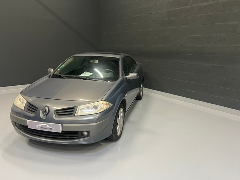 Renault M&eacute;gane II Coup&eacute; Cabriolet 1.9 dCi 130 cv 2007 occasion Genas 69740