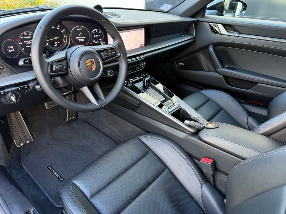 911 Carrera 3.2 450 CH / CARNET / FULL BLACK / AKRAPOVIC / 35400 KMS 2019 occasion 62780 CUCQ
