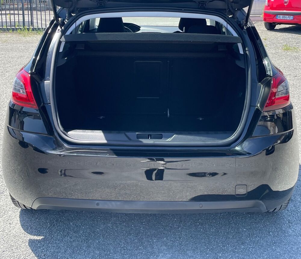 308 1.2 E-THP Essence 110ch Finition Allure 106.000Kms du 04/201 2019 occasion 72100 Le Mans