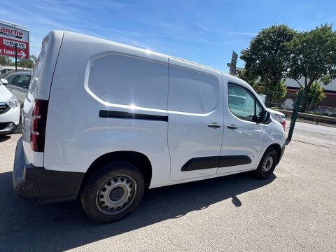 Partner III 1.2 L 131S&S STANDARD 650KG PREMIUM 3PL TVA R&Eacute;CUP&Eacute;RABLE 2021 occasion 78310 Coigni&egrave;res