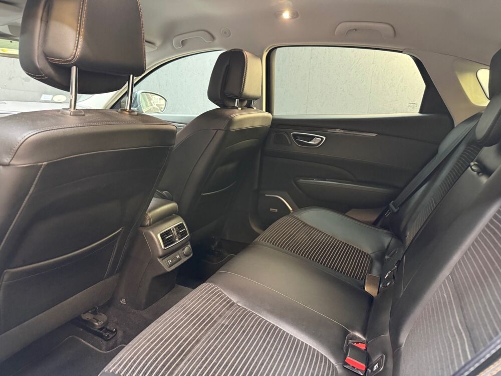 Talisman 1.6 dCi 130ch - SUIVI RENAULT / BOSE / HUD / ATTELAGE / CAM 2016 occasion 45560 Saint-Denis-en-Val