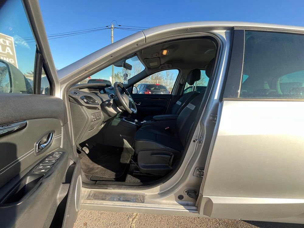 Sc&eacute;nic III Phase 2 / 1.5 dCi 110 cv *Finition Dynamique/R&eacute;gulateur et l 2012 occasion 34770 Gigean