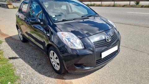 Toyota yaris - d4d - Noir