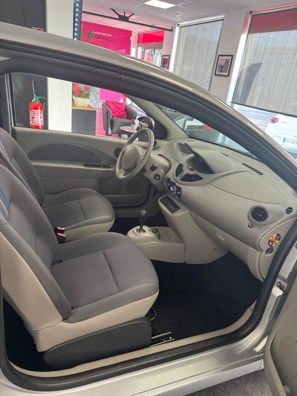 Twingo 1.2 16v distri ok 2009 occasion 68110 Illzach